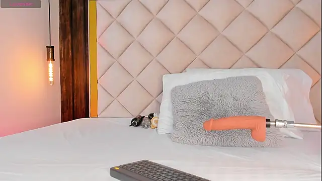 Snapshot of Astorath_angel_ chatting on March 6, 12:09 pm Astorath angel online show from March 6, 12:09 pm