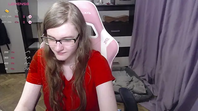 Snapshot of Tomato_Tease chatting on March 11, 8:31 pm Tomato Tease online show from March 11, 8:31 pm