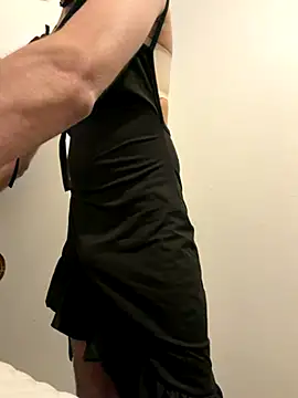 raju120011 online show from December 4, 9:01 pm