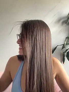 MariaIsabella8 online show from December 20, 7:32 pm