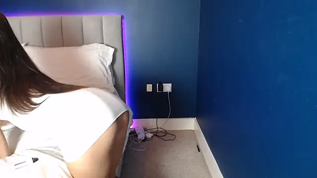 Snapshot of esmerose4 chatting on November 9, 6:50 pm esmerose4 online show from November 9, 6:50 pm