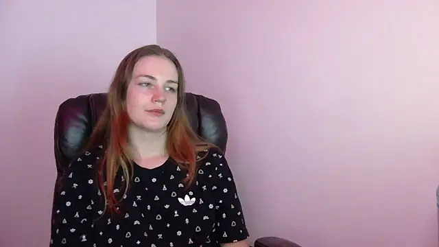 Snapshot of KLEOKILLS chatting on January 2, 2:22 am KLEOKILLS online show from January 2, 2:22 am