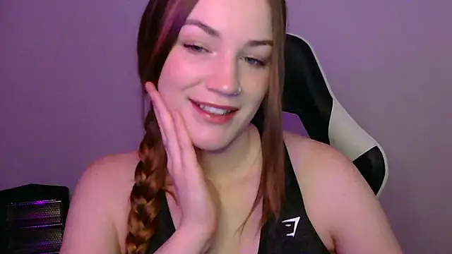 Snapshot of KLEOKILLS chatting on October 7, 5:43 pm KLEOKILLS online show from October 7, 5:43 pm