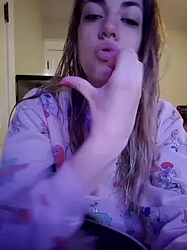 Snapshot of KSwonderland6 chatting on February 14, 5:57 pm KSwonderland6 online show from February 14, 5:57 pm