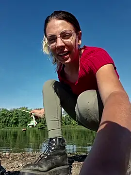 Snapshot of KSwonderland6 chatting on September 30, 2:55 pm KSwonderland6 online show from September 30, 2:55 pm