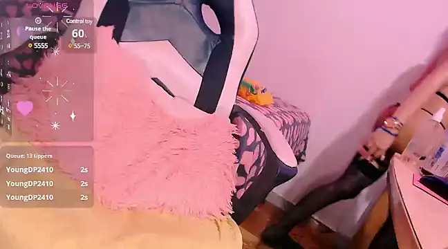 Snapshot of Venecia_Sweet chatting on January 31, 4:58 am Venecia Sweet online show from January 31, 4:58 am