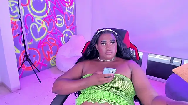 GEANNAROSE online show from January 14, 4:57 am