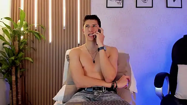 Dorianmistery2322  online show from November 20, 11:48 pm