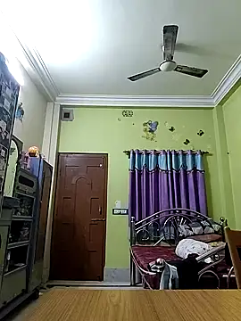 Royalgirl667 online show from December 7, 6:04 pm