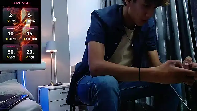 jason graeats online show from February 12, 3:07 am