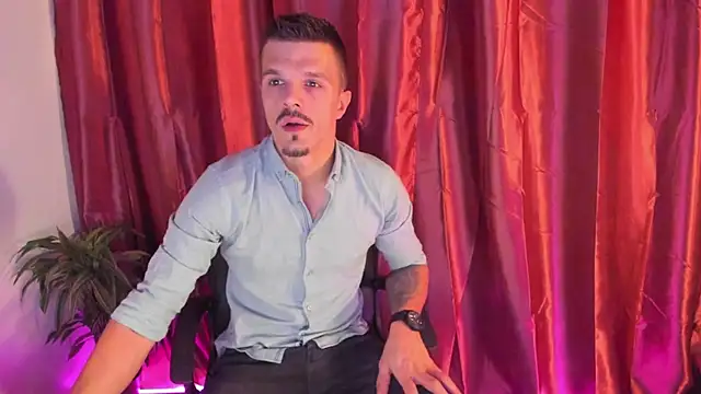 DonyBrown online show from October 4, 5:33 pm