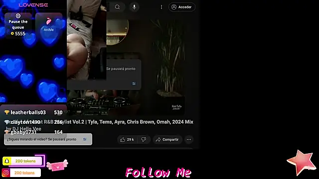 Snapshot of QueenYsuRey chatting on February 23, 9:37 pm QueenYsuRey online show from February 23, 9:37 pm