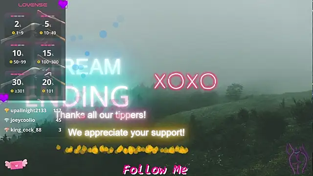 Snapshot of QueenYsuRey chatting on October 22, 4:46 am QueenYsuRey online show from October 22, 4:46 am