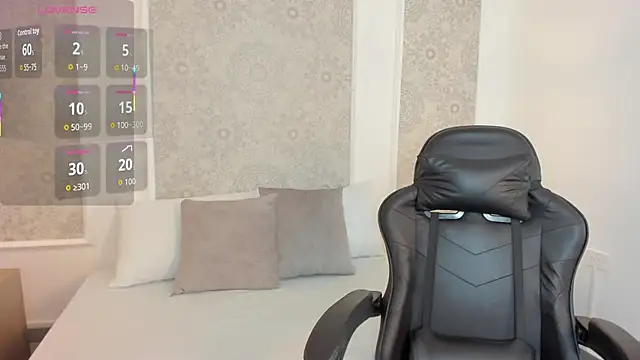 Snapshot of dulce_natyy chatting on November 8, 2:23 am dulce natyy online show from November 8, 2:23 am