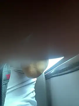 MireyaTorresGu online show from January 17, 9:50 pm