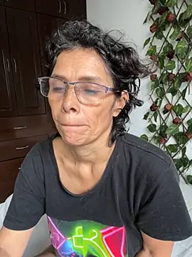 MireyaTorresGu online show from November 26, 3:24 pm