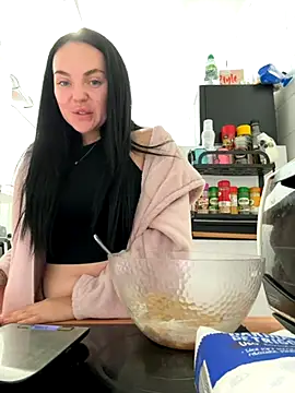 yorkshiregal online show from October 28, 5:15 pm