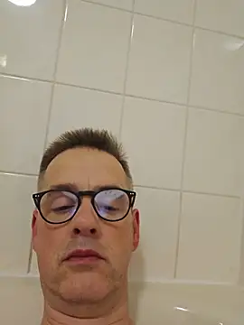 Hectorthyssen1 online show from January 7, 8:33 pm