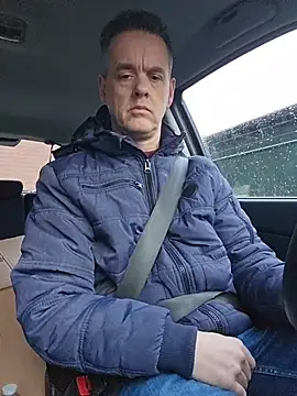 Hectorthyssen1 online show from January 16, 3:38 pm