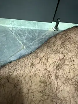 studdboyy online show from November 18, 5:45 am