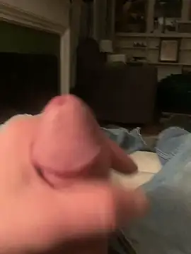 willcumforu online show from February 1, 4:24 am