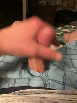 willcumforu online show from February 3, 4:35 am