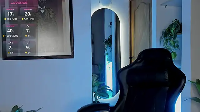 CherryyBrrr1 online show from November 29, 3:20 am