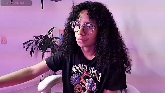 Snapshot of Elektra_williams chatting on February 8, 1:54 am Elektra williams online show from February 8, 1:54 am