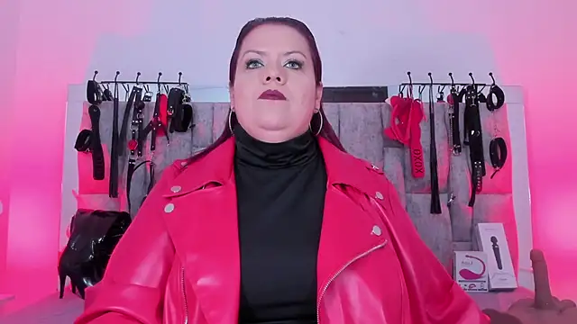 vanessa moka online show from March 18, 3:21 pm