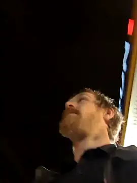 Snapshot of kinkyandmarried chatting on January 11, 6:14 am kinkyandmarried online show from January 11, 6:14 am