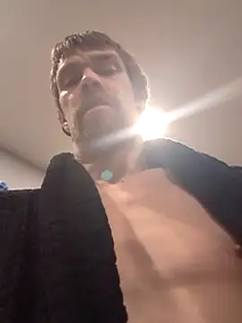 Snapshot of kinkyandmarried chatting on January 22, 1:21 pm kinkyandmarried online show from January 22, 1:21 pm