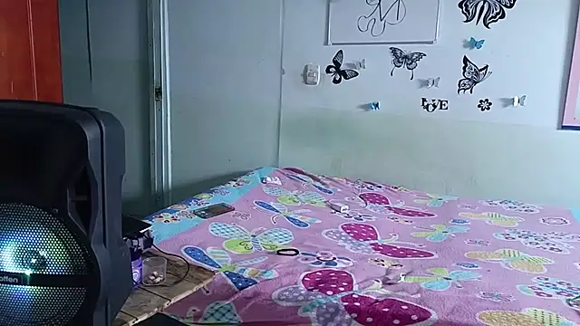 luxandracon23 online show from March 14, 1:13 pm