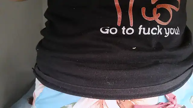 luxandracon23 online show from February 3, 11:48 am