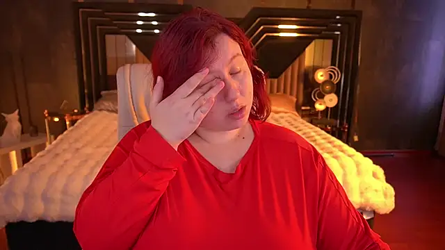 LiliyaMoon online show from December 4, 7:28 am