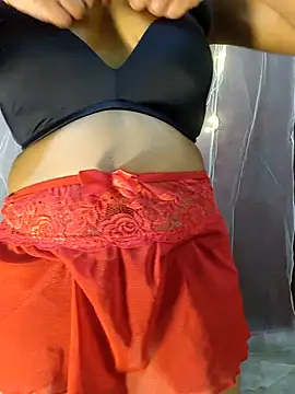 deslisexpriya online show from September 11, 3:45 pm