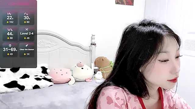 Snapshot of MMiao-66u chatting on December 23, 8:11 am MMiao-66u online show from December 23, 8:11 am