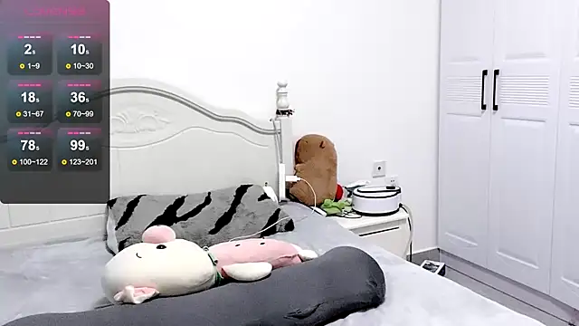 Snapshot of MMiao-66u chatting on December 31, 8:04 am MMiao-66u online show from December 31, 8:04 am