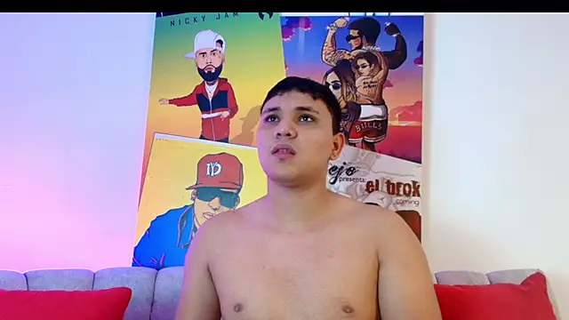 couple lovelyds online show from February 25, 8:40 pm