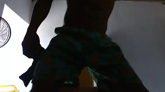 Snapshot of fernandez_latinblackk chatting on March 12, 7:17 pm fernandez latinblackk online show from March 12, 7:17 pm