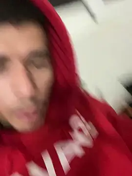 Snapshot of RicarBer chatting on February 9, 12:36 am RicarBer online show from February 9, 12:36 am