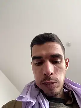 Snapshot of RicarBer chatting on February 11, 10:20 am RicarBer online show from February 11, 10:20 am