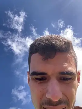 Snapshot of RicarBer chatting on February 13, 1:18 pm RicarBer online show from February 13, 1:18 pm