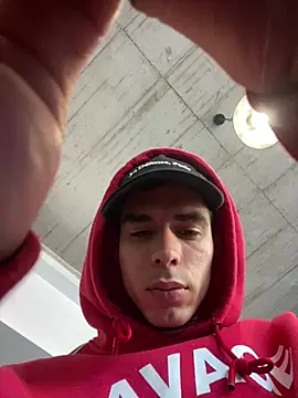 Snapshot of RicarBer chatting on February 15, 3:53 pm RicarBer online show from February 15, 3:53 pm