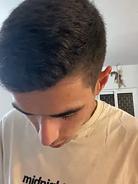 Snapshot of RicarBer chatting on February 16, 7:10 pm RicarBer online show from February 16, 7:10 pm