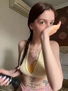 Sweet Evva online show from September 13, 3:45 pm