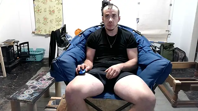 Snapshot of ScubaStevex chatting on January 20, 8:09 am ScubaStevex online show from January 20, 8:09 am