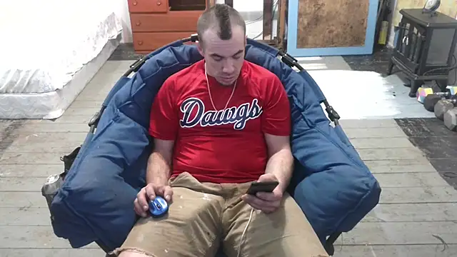 Snapshot of ScubaStevex chatting on March 16, 3:25 am ScubaStevex online show from March 16, 3:25 am