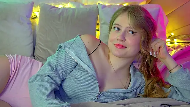 SelinSwarovski online show from March 8, 2:12 am