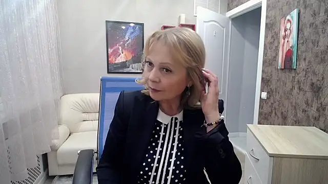 Milla Cutie18 online show from January 23, 8:57 am