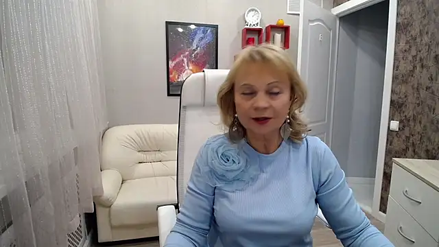 Milla Cutie18 online show from October 11, 9:19 am